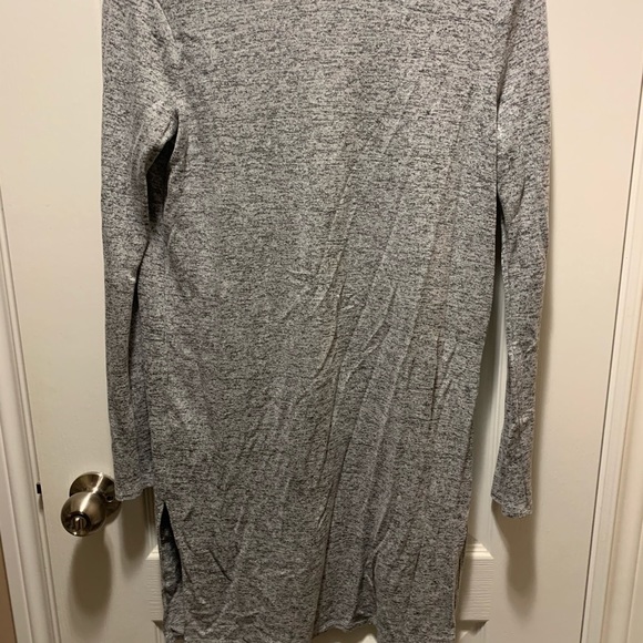 Knee length garage cardigan - Picture 2 of 2